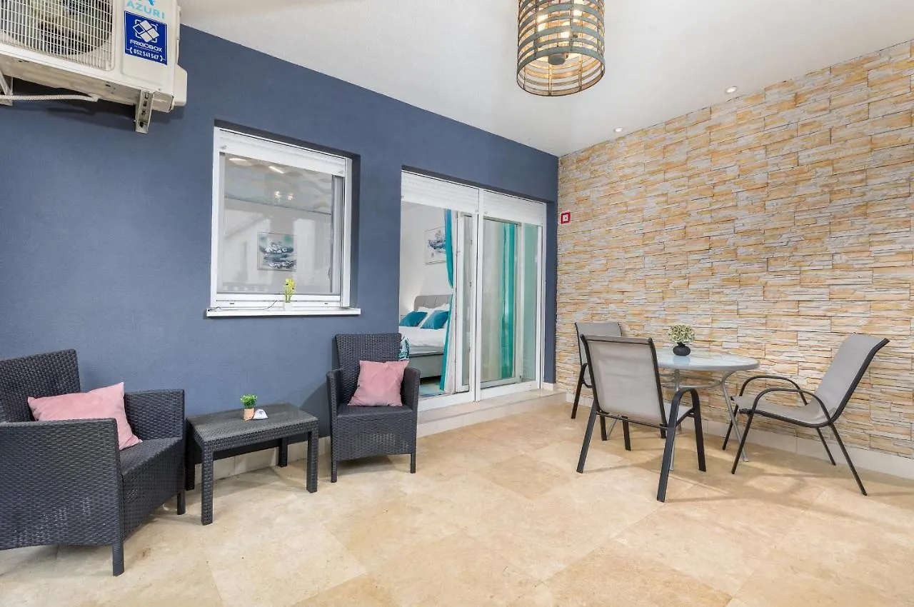 Marine Lux Apartments 普拉 克罗地亚