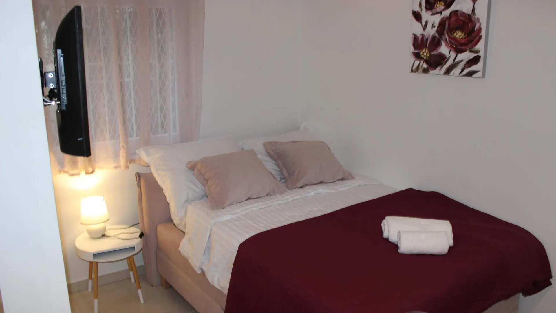 Marine Lux Apartments 普拉 克罗地亚