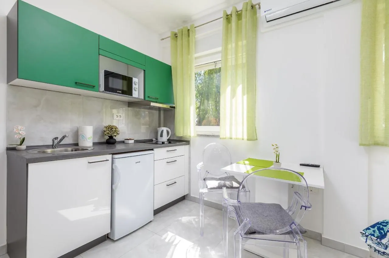 Marine Lux Apartments Pula Croatia