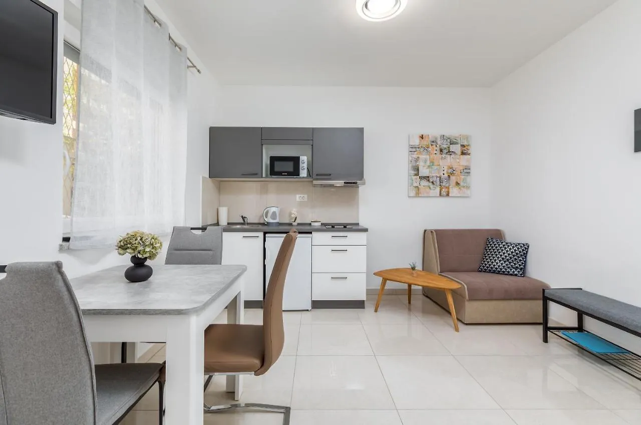 Marine Lux Apartments Pula