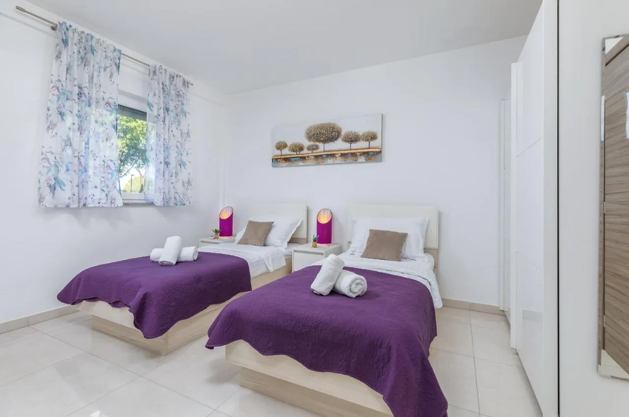 Marine Lux Apartments Pula