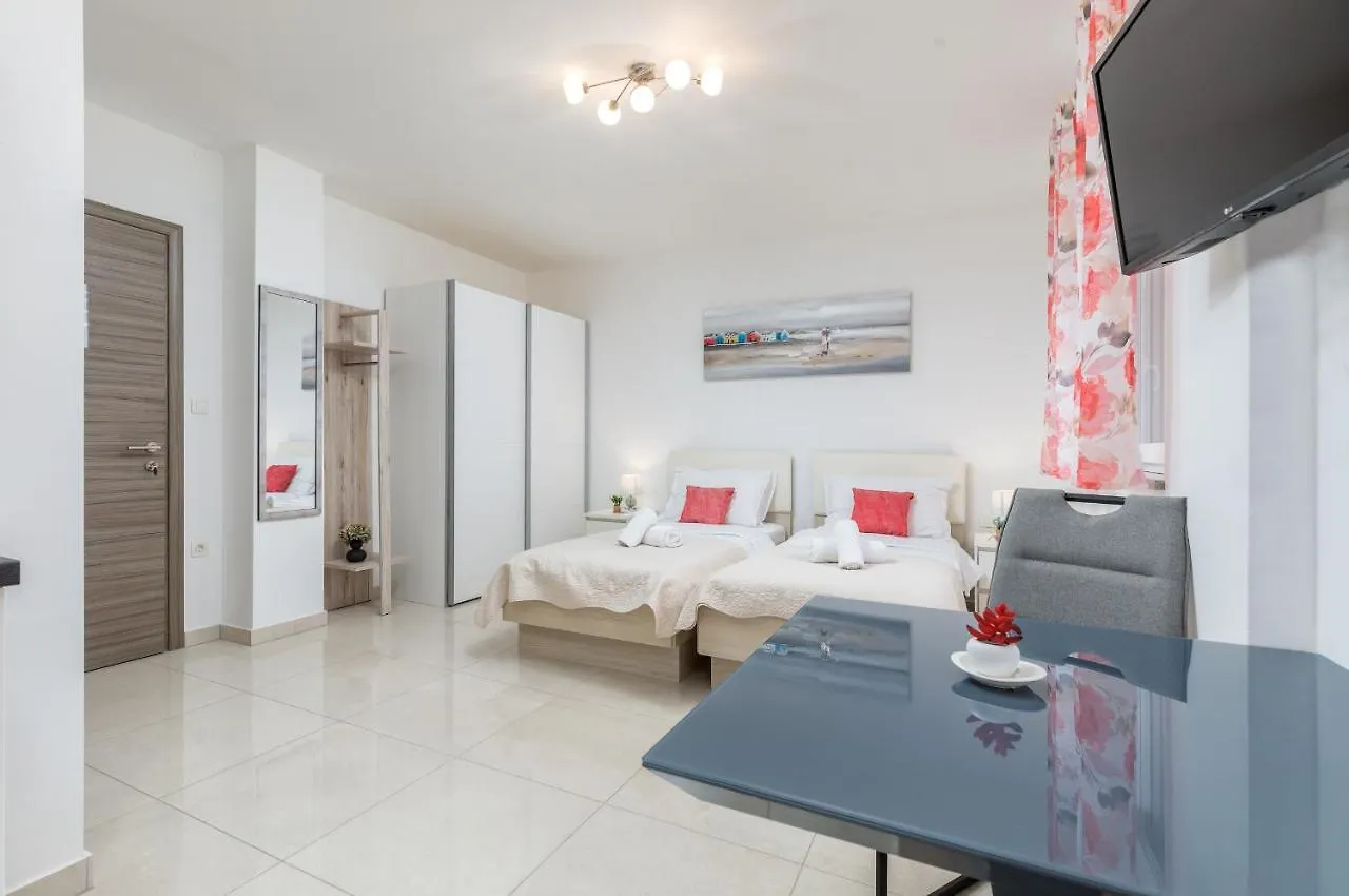 Marine Lux Apartments Pula