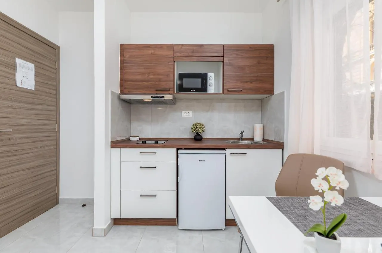 Marine Lux Apartments Pula