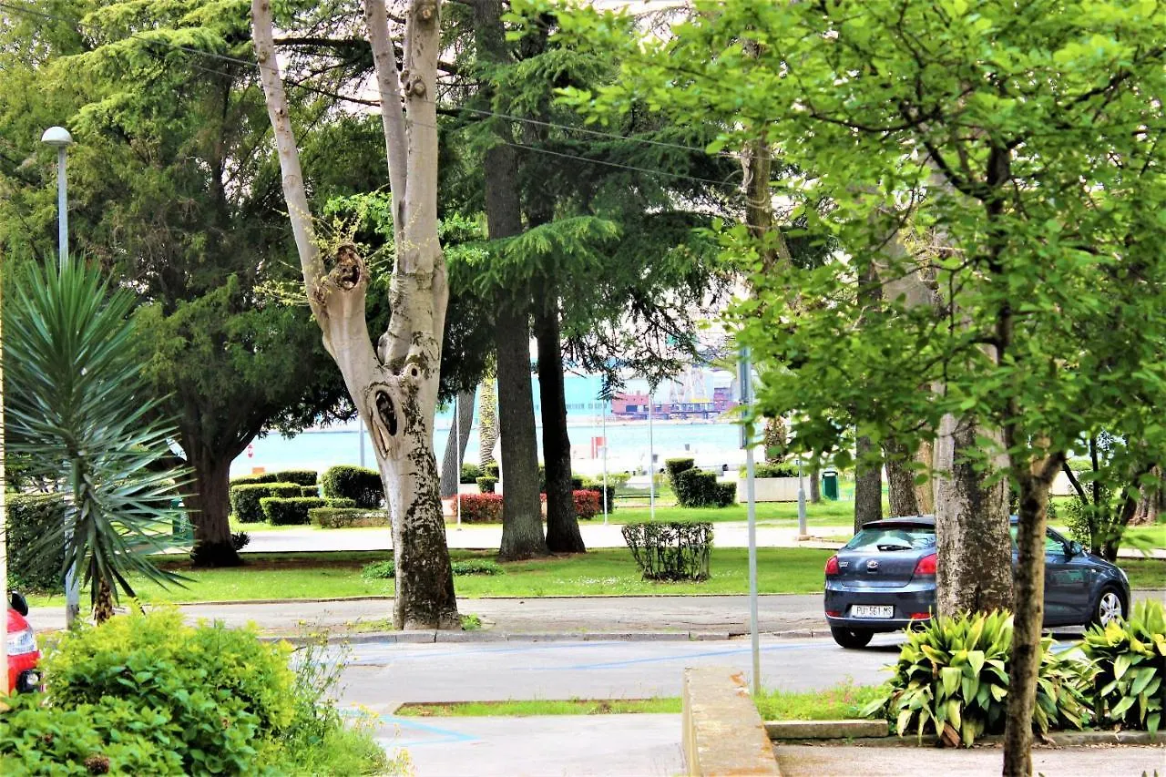 Marine Lux Apartments Pula