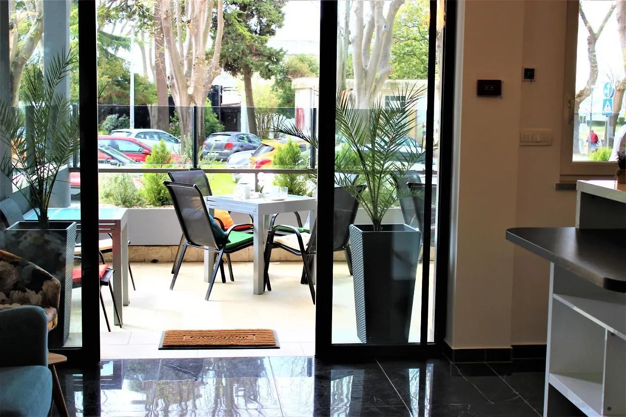 Marine Lux Apartments Pula Croatia